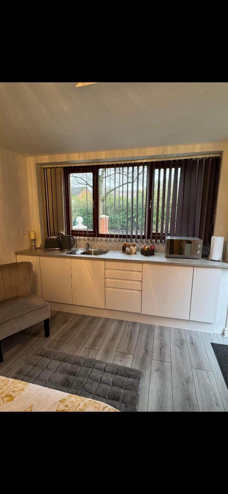 Private Guest House/Annexe Salford  Exterior photo